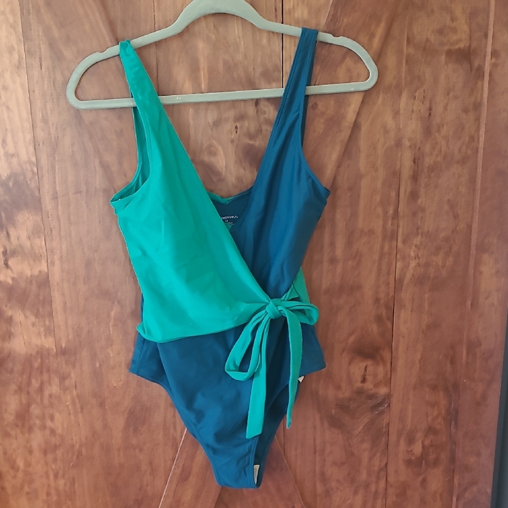 Summersalt The Perfect Wrap One Piece in Teal and Green